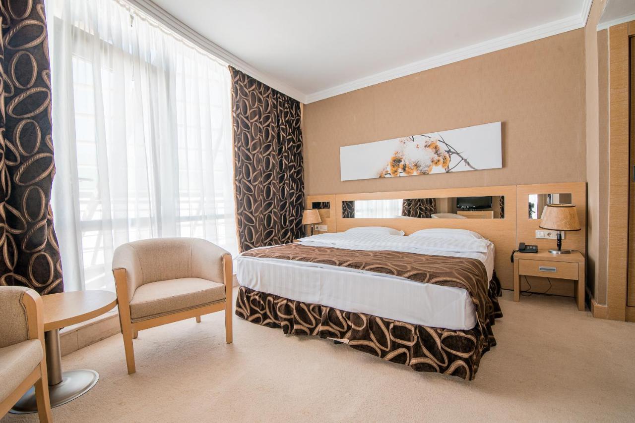 Alau Hotel Astana Extérieur photo