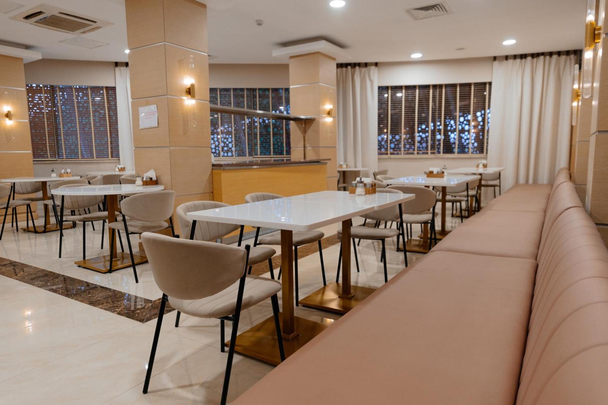 Alau Hotel Astana Extérieur photo