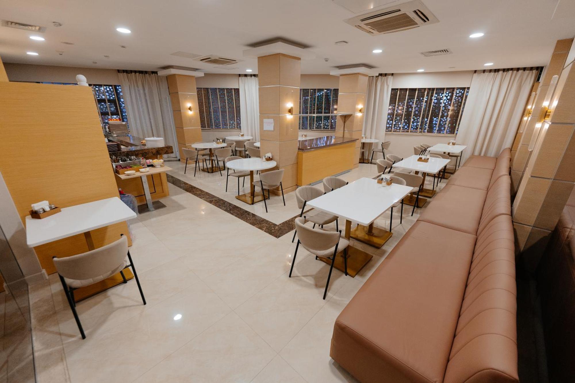Alau Hotel Astana Extérieur photo