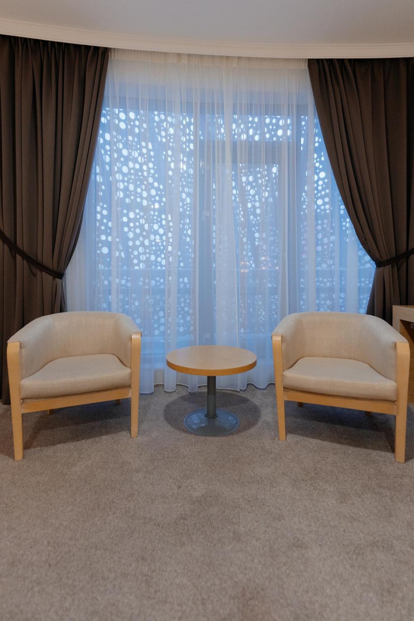 Alau Hotel Astana Extérieur photo