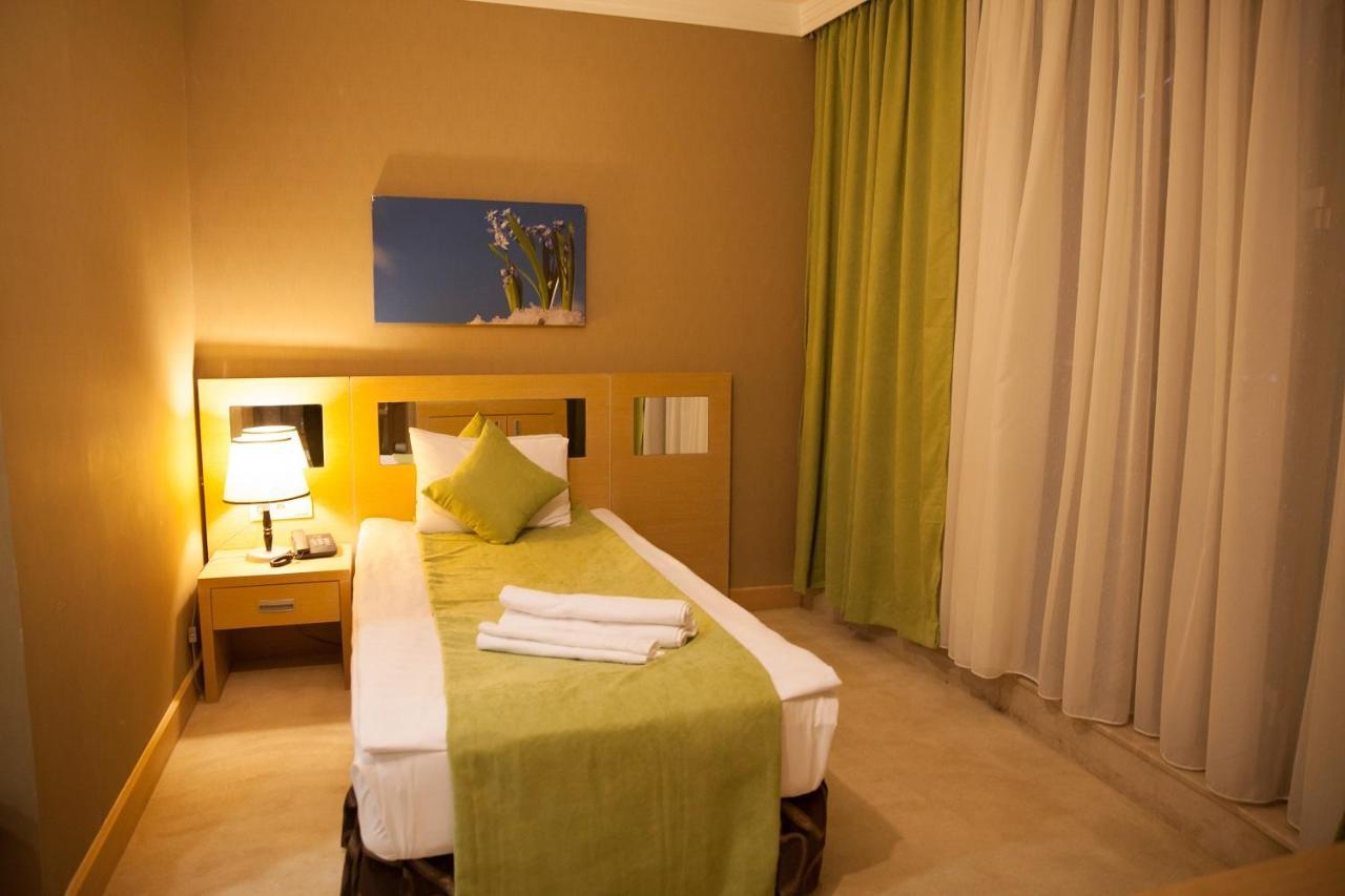 Alau Hotel Astana Extérieur photo